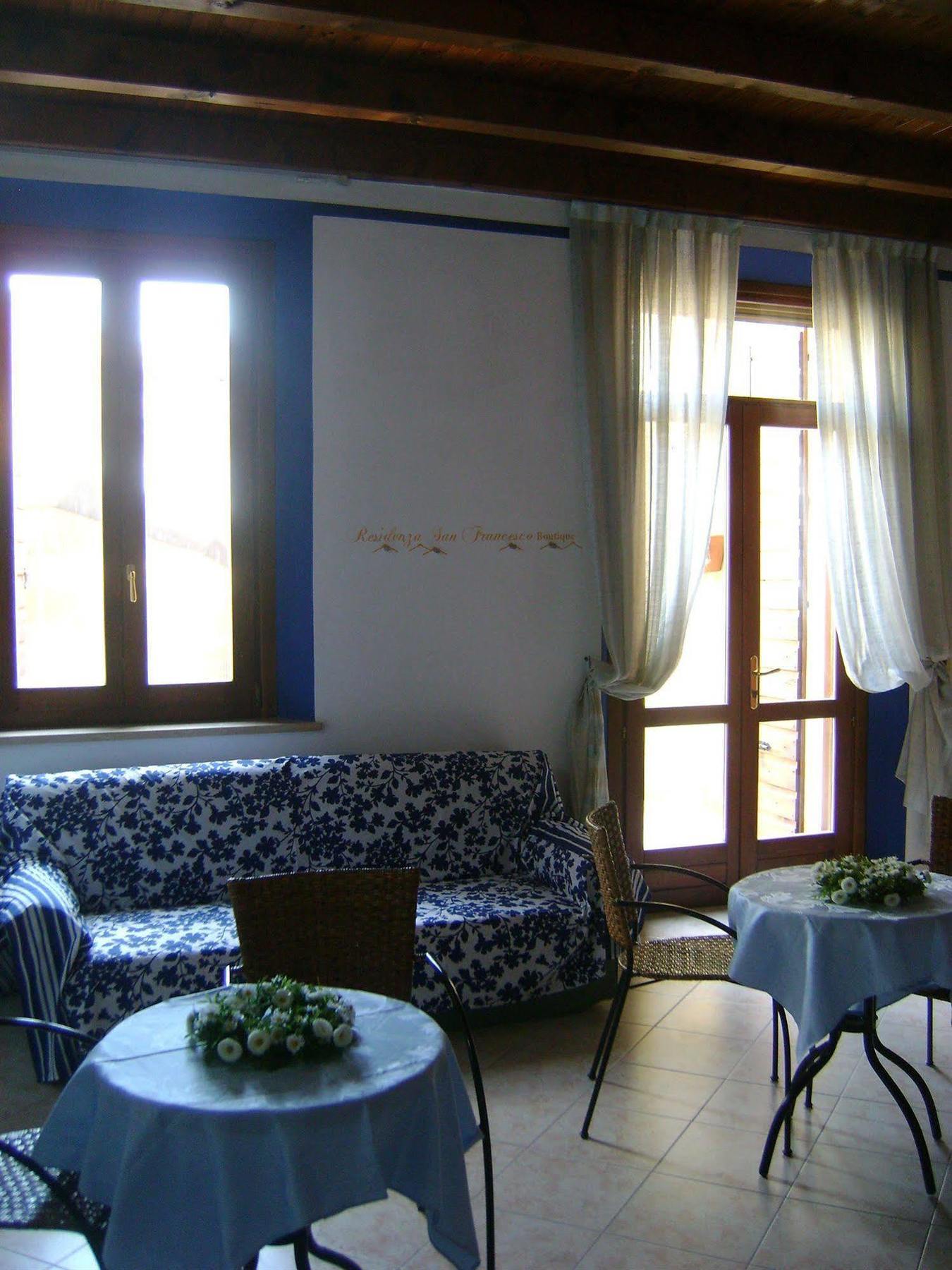 San Francesco Residenza Bed and Breakfast Mantova Exteriör bild